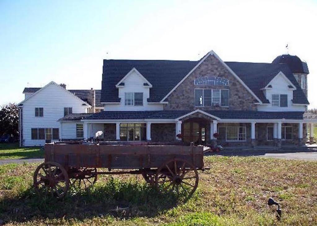 Chelsea Sun Inn Mount Bethel Exterior photo